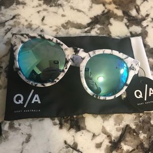 Quay Australia sunglasses, NWT!!